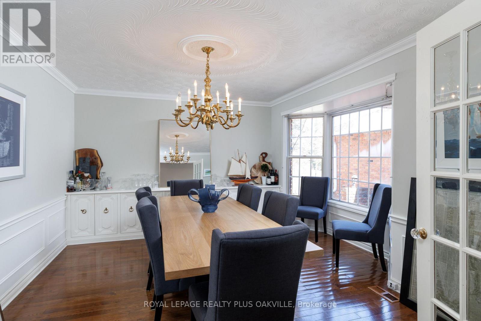258 Shoreacres Road, Burlington, ON - Indoor Photo Showing Dining Room