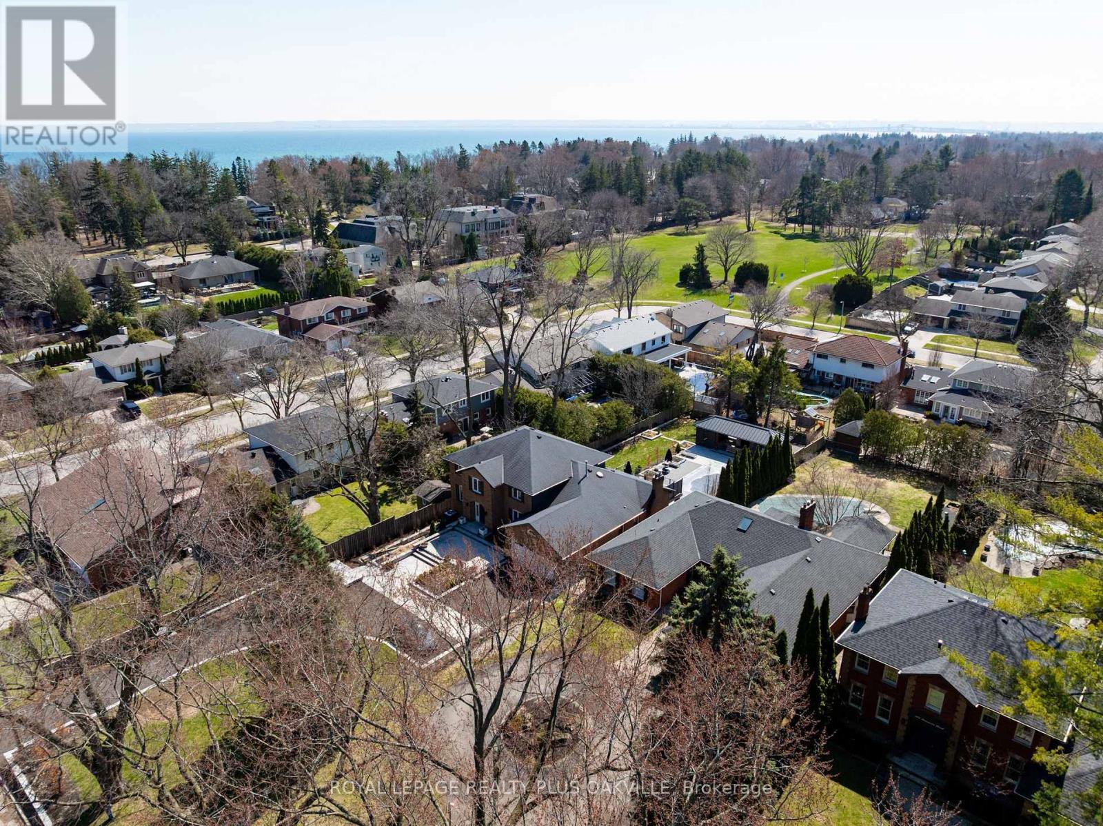 258 Shoreacres Road, Burlington, ON - Outdoor With View