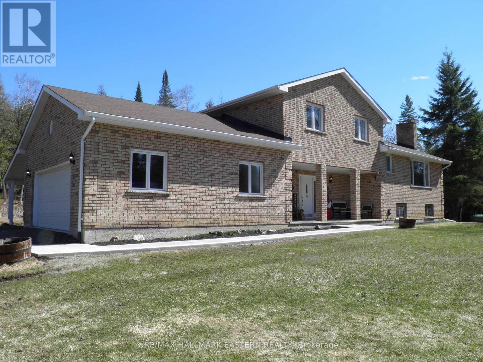 1079 Rock Road, Douro-Dummer, ON - Outdoor