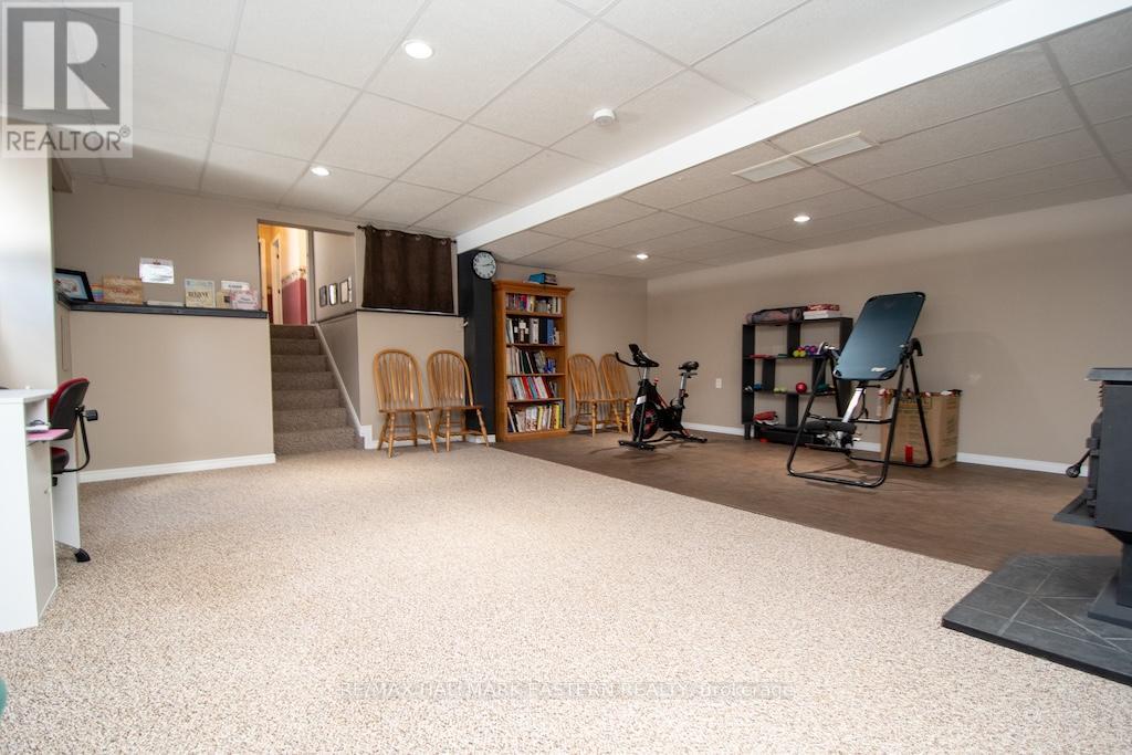 1079 Rock Road, Douro-Dummer, ON - Indoor