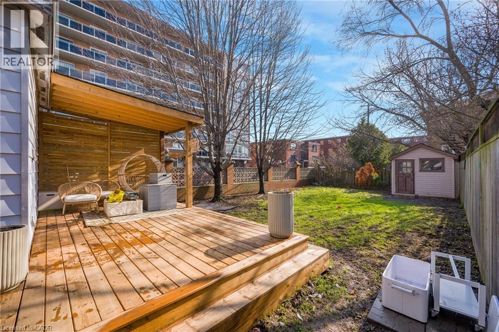 Deck with a fenced backyard and a storage unit - 6 Ben Lomond Place, Hamilton, ON - Outdoor With Deck Patio Veranda