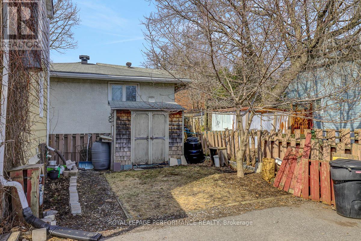 1141 North River Road, Ottawa, ON - Outdoor