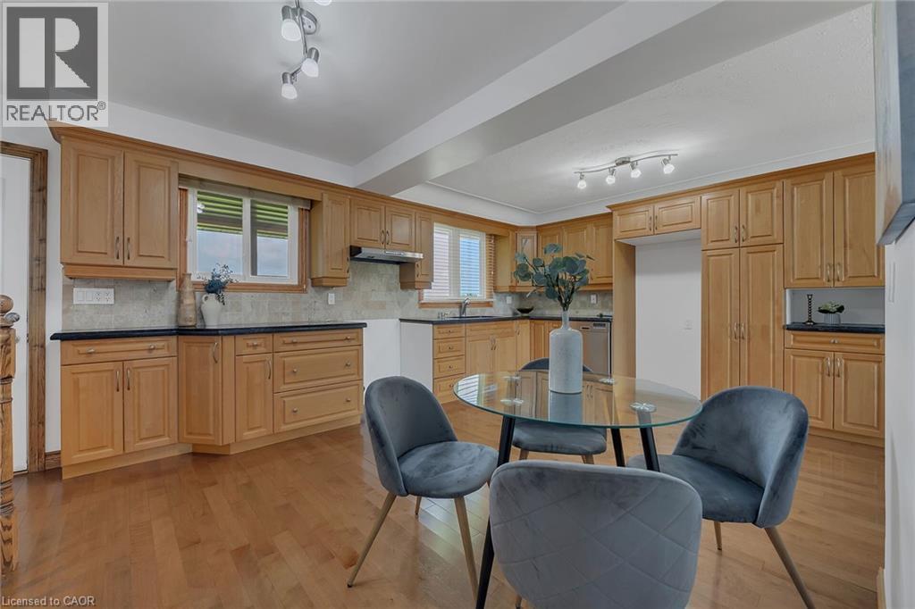 617 Eighth Road E, Stoney Creek, ON