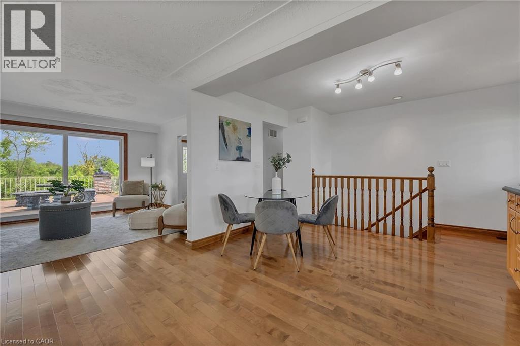 617 Eighth Road E, Stoney Creek, ON