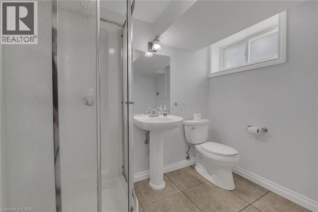 617 Eighth Road E, Stoney Creek, ON