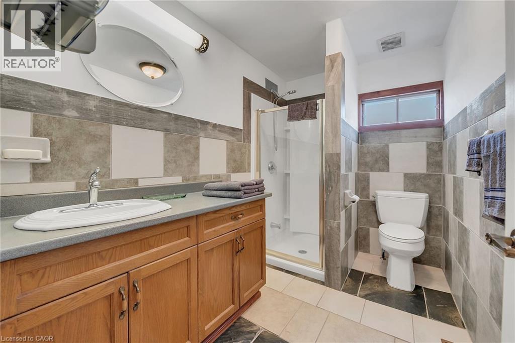 617 Eighth Road E, Stoney Creek, ON