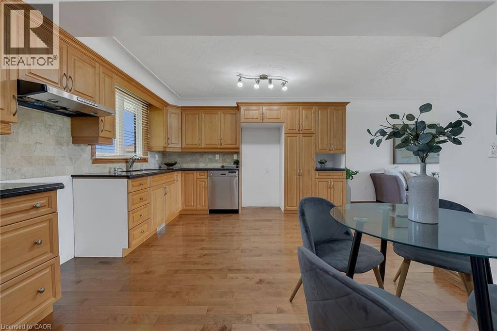 617 Eighth Road E, Stoney Creek, ON