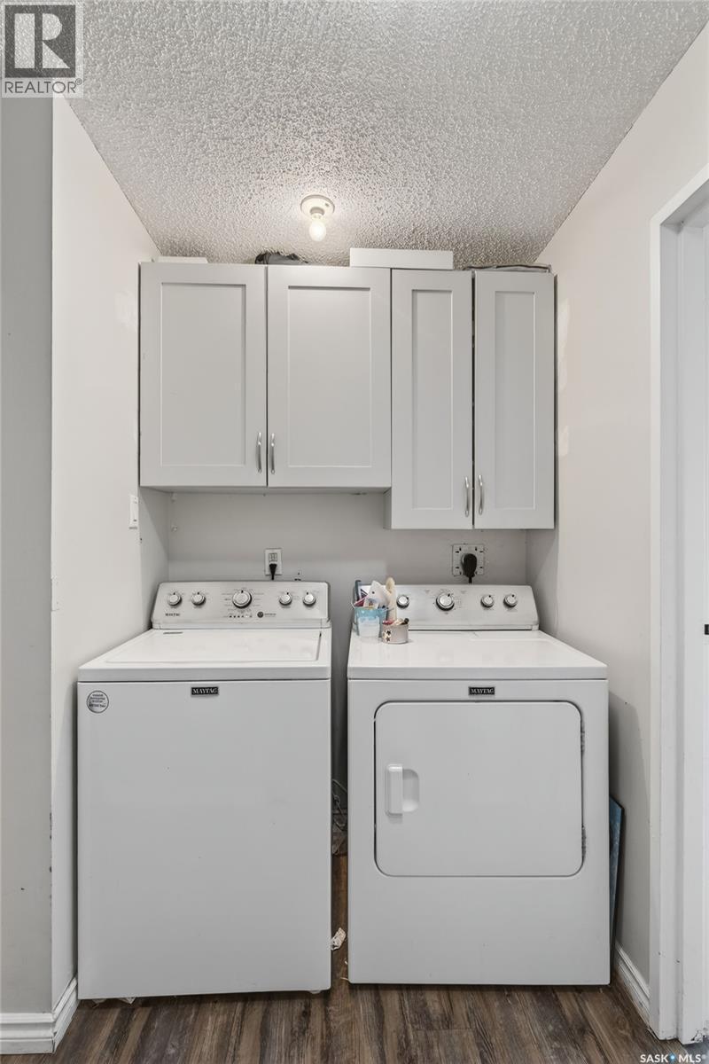 105H 1121 Mckercher Drive, Saskatoon, SK - Indoor Photo Showing Laundry Room