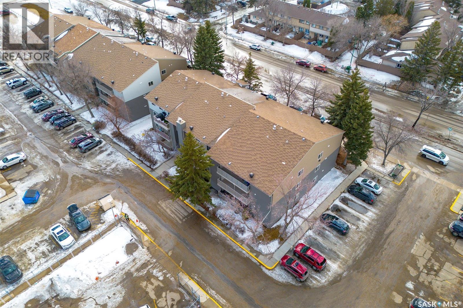 105H 1121 Mckercher Drive, Saskatoon, SK - Outdoor With View