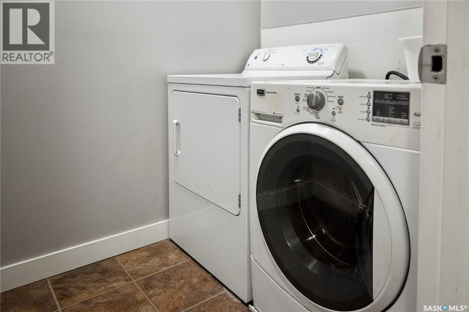 265 Magee Crescent, Regina, SK - Indoor Photo Showing Laundry Room