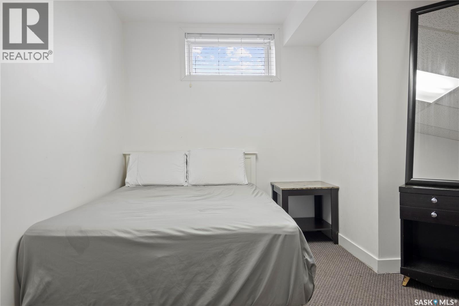 265 Magee Crescent, Regina, SK - Indoor Photo Showing Bedroom