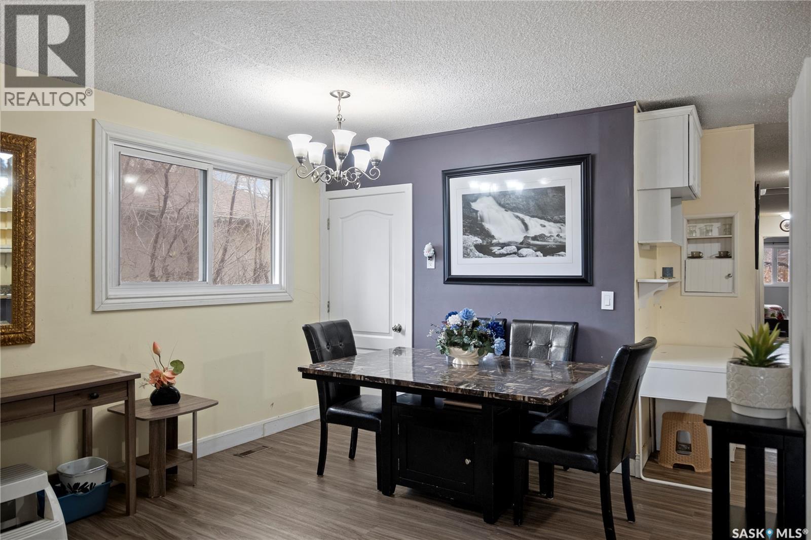 265 Magee Crescent, Regina, SK - Indoor Photo Showing Dining Room