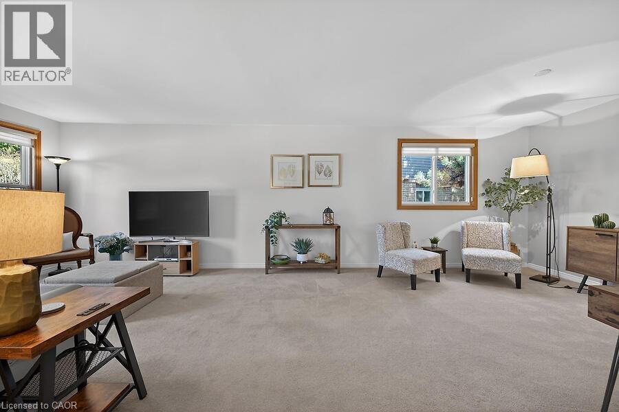 621 Tomahawk Crescent, Ancaster, ON - Indoor