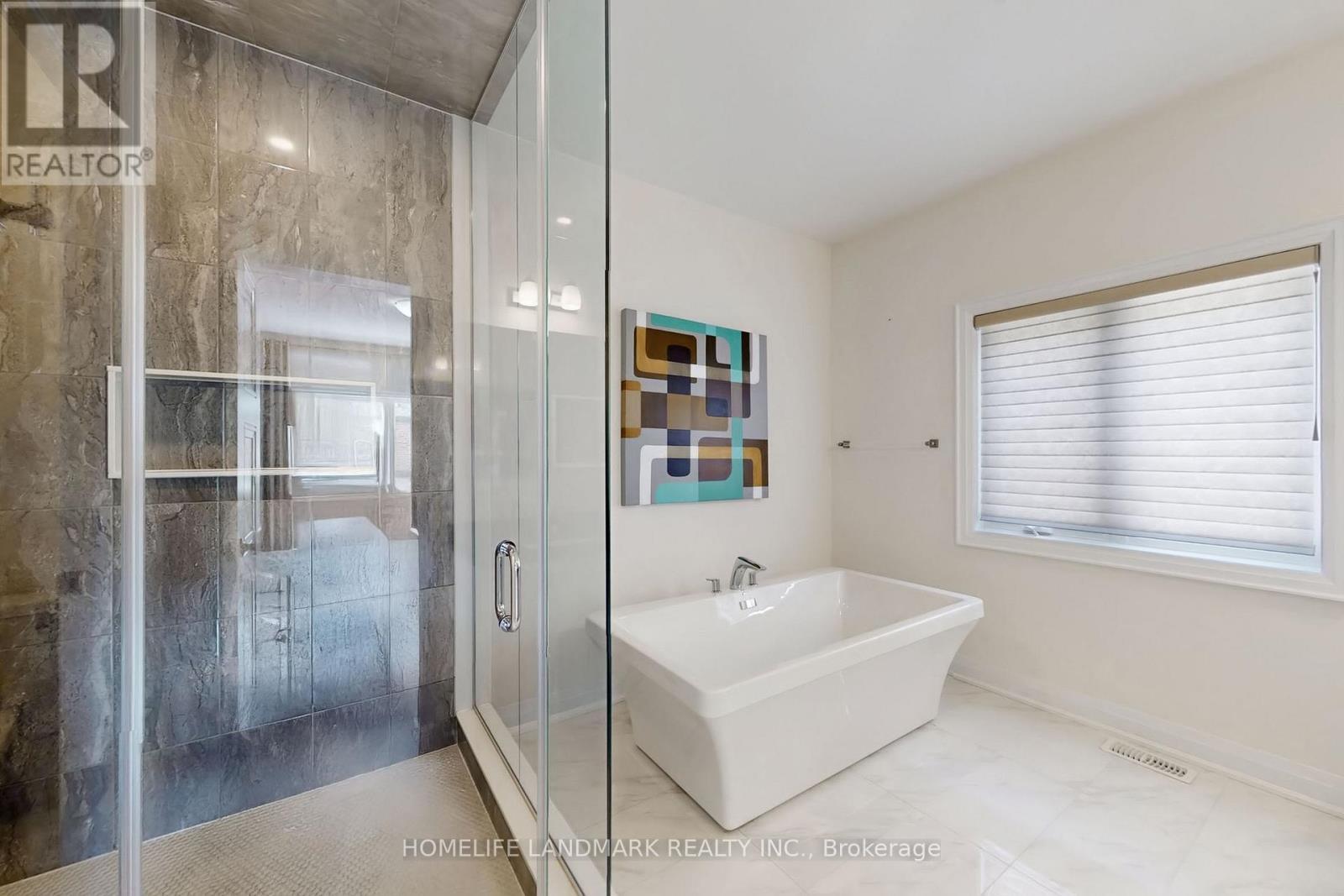 2438 Irene Crescent, Oakville, ON - Indoor Photo Showing Bathroom