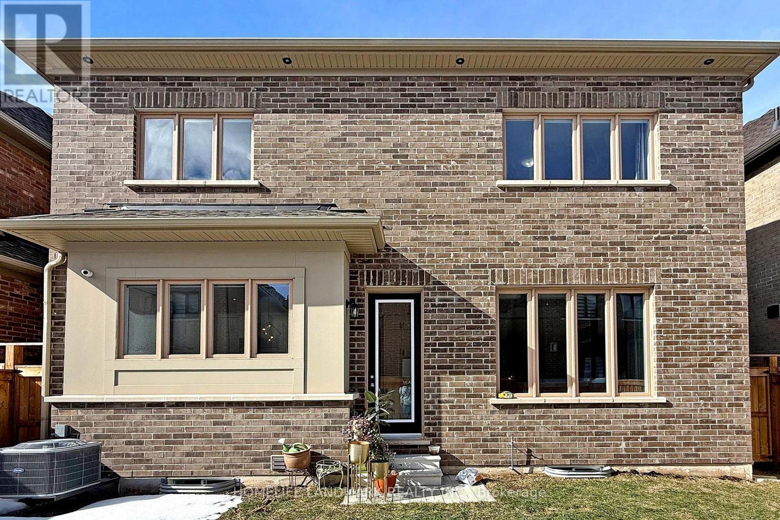 2438 Irene Crescent, Oakville, ON - Outdoor With Exterior