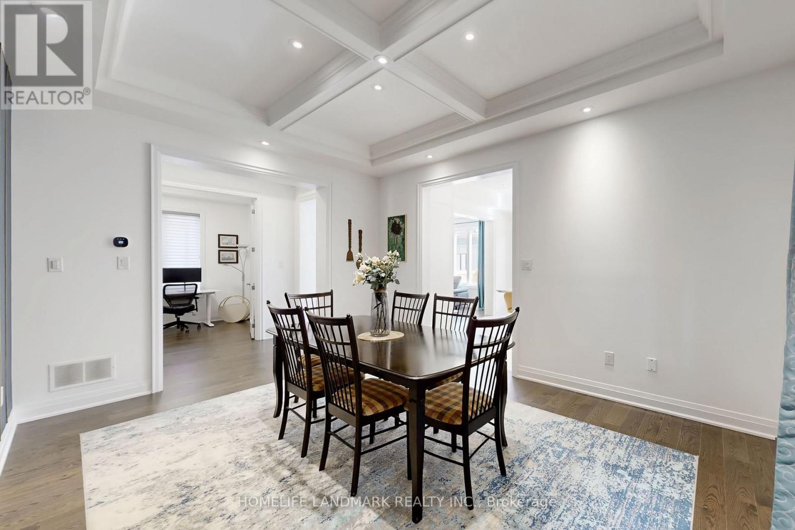 2438 Irene Crescent, Oakville, ON - Indoor Photo Showing Dining Room