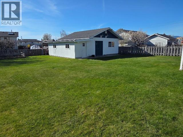 3845 Quadra Ave, Powell River, BC - Outdoor