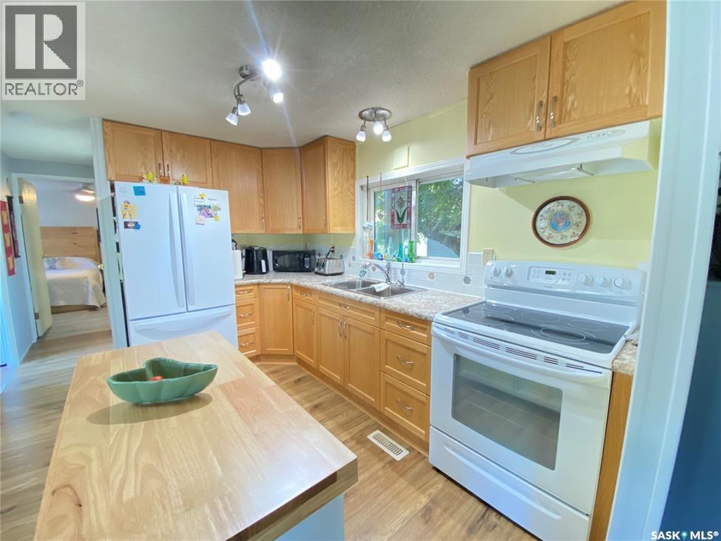 41 Cypress Mobile Home Park, Maple Creek, SK