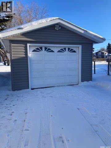 212 Fourth Street Ne, Ituna, SK - Outdoor