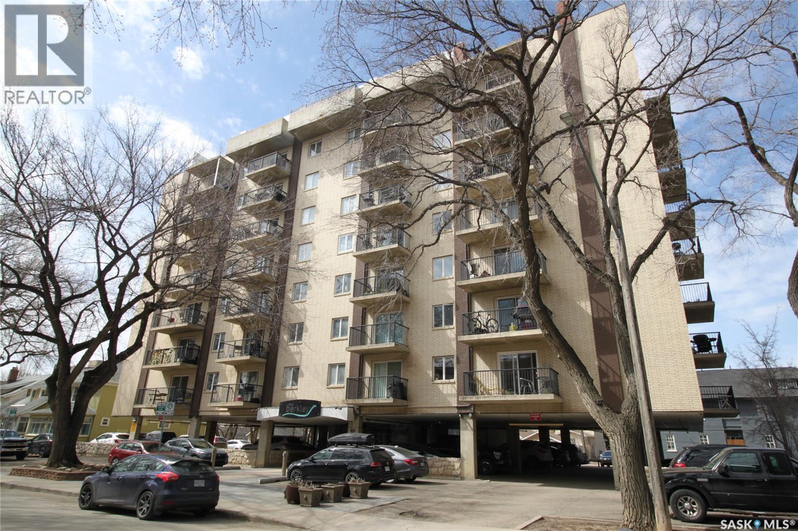 708 537 4Th Avenue N, Saskatoon, SK - Outdoor With Balcony With Facade