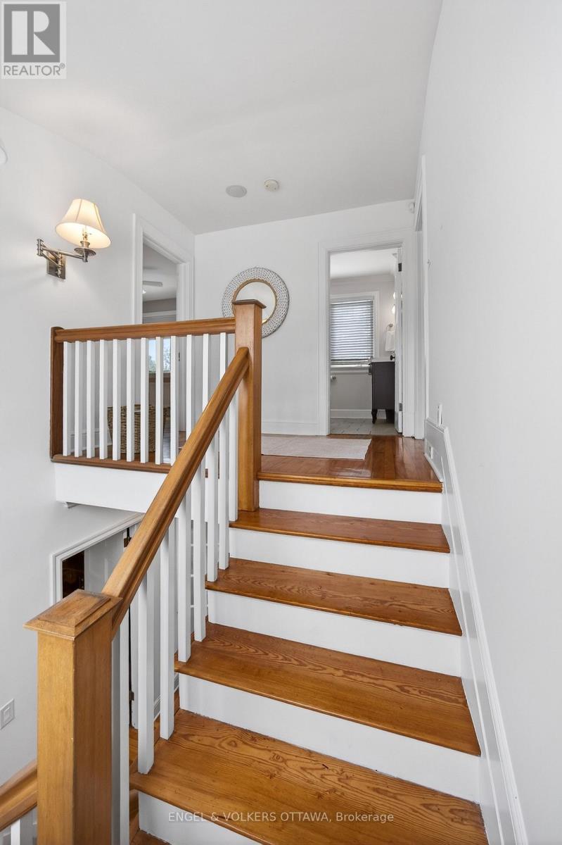 498 Queen Elizabeth Drive, Ottawa, ON - Indoor Photo Showing Other Room