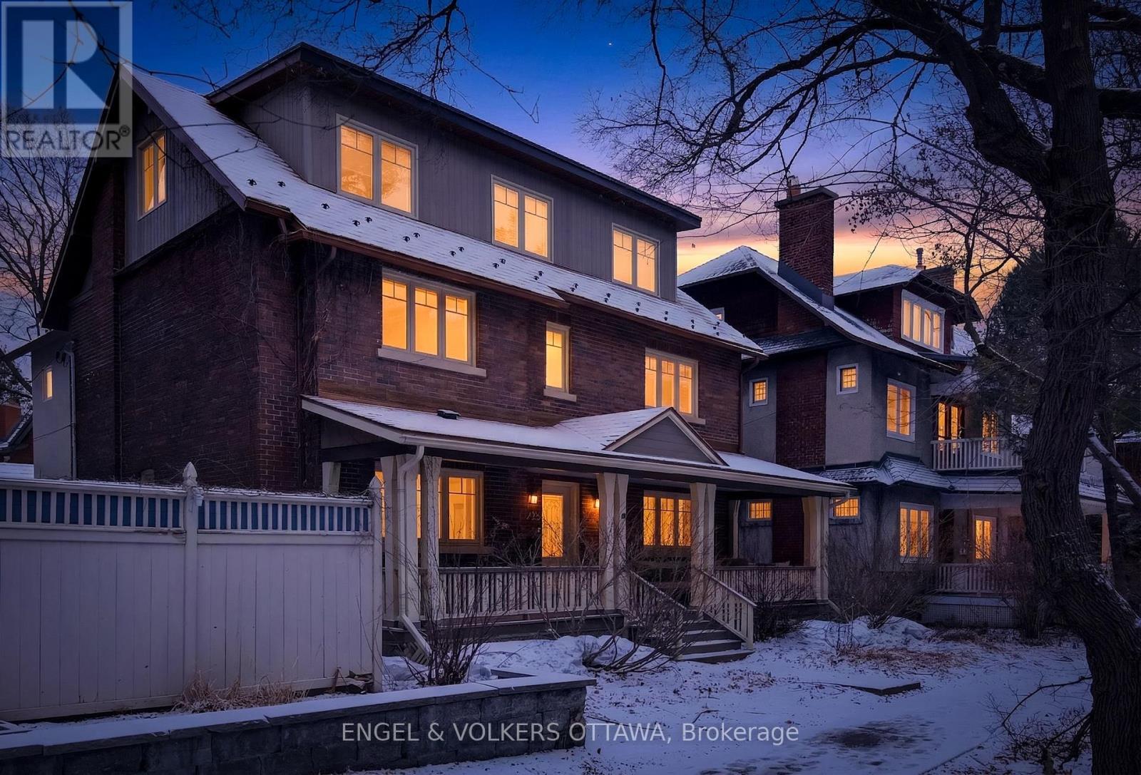 498 Queen Elizabeth Drive, Ottawa, ON - Outdoor With Deck Patio Veranda