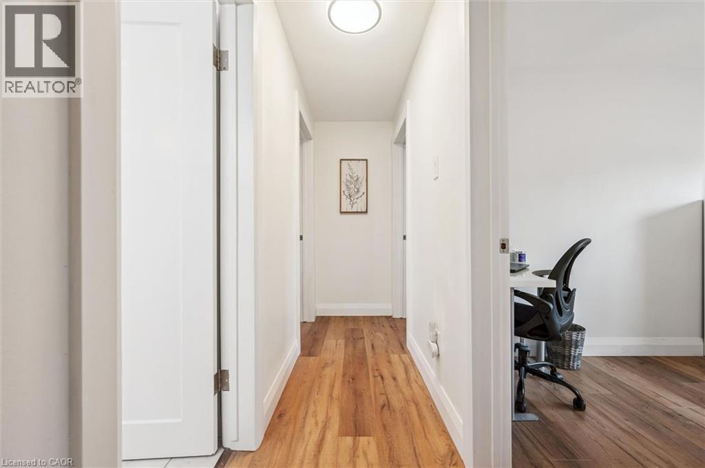 316 Dale Crescent, Waterloo, ON - Indoor Photo Showing Other Room