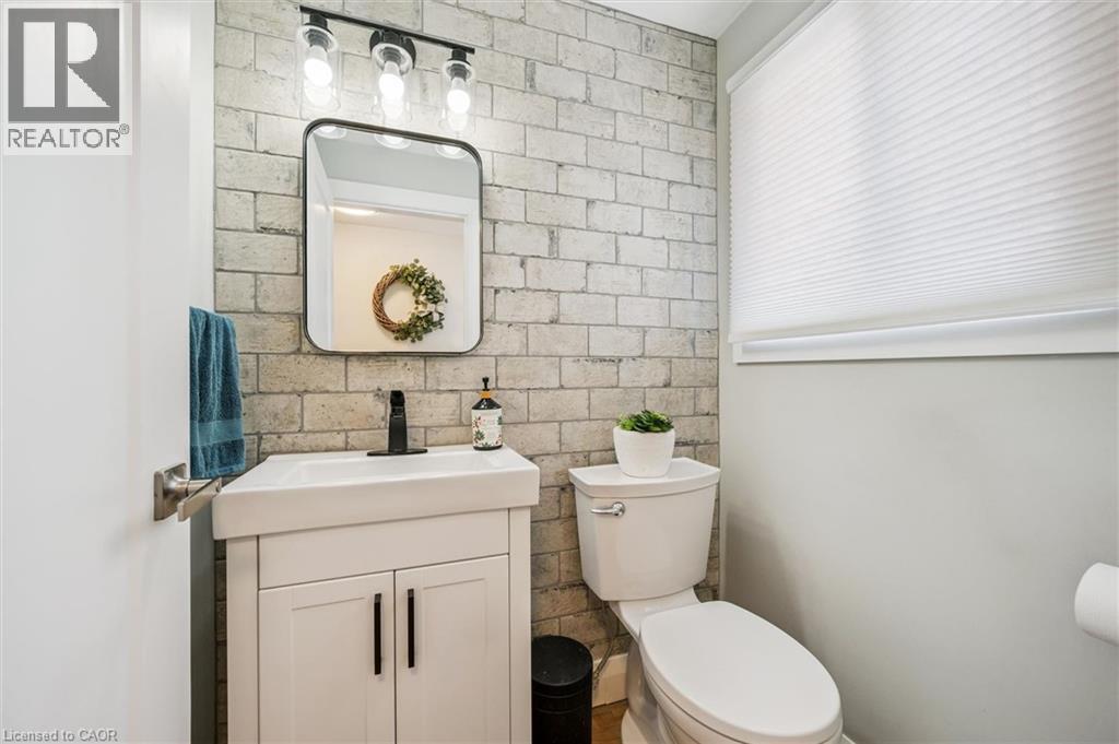 316 Dale Crescent, Waterloo, ON - Indoor Photo Showing Bathroom