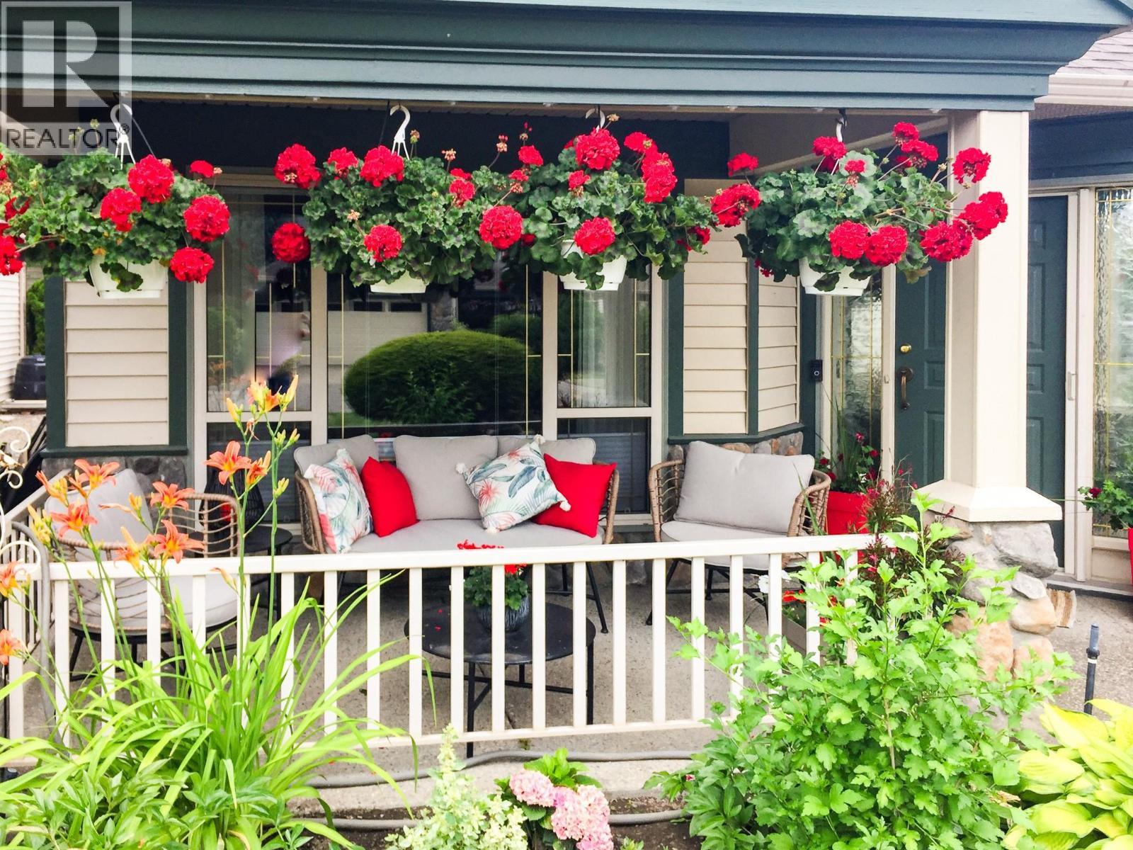 550 Yates Road Unit# 118, Kelowna, BC - Outdoor With Deck Patio Veranda