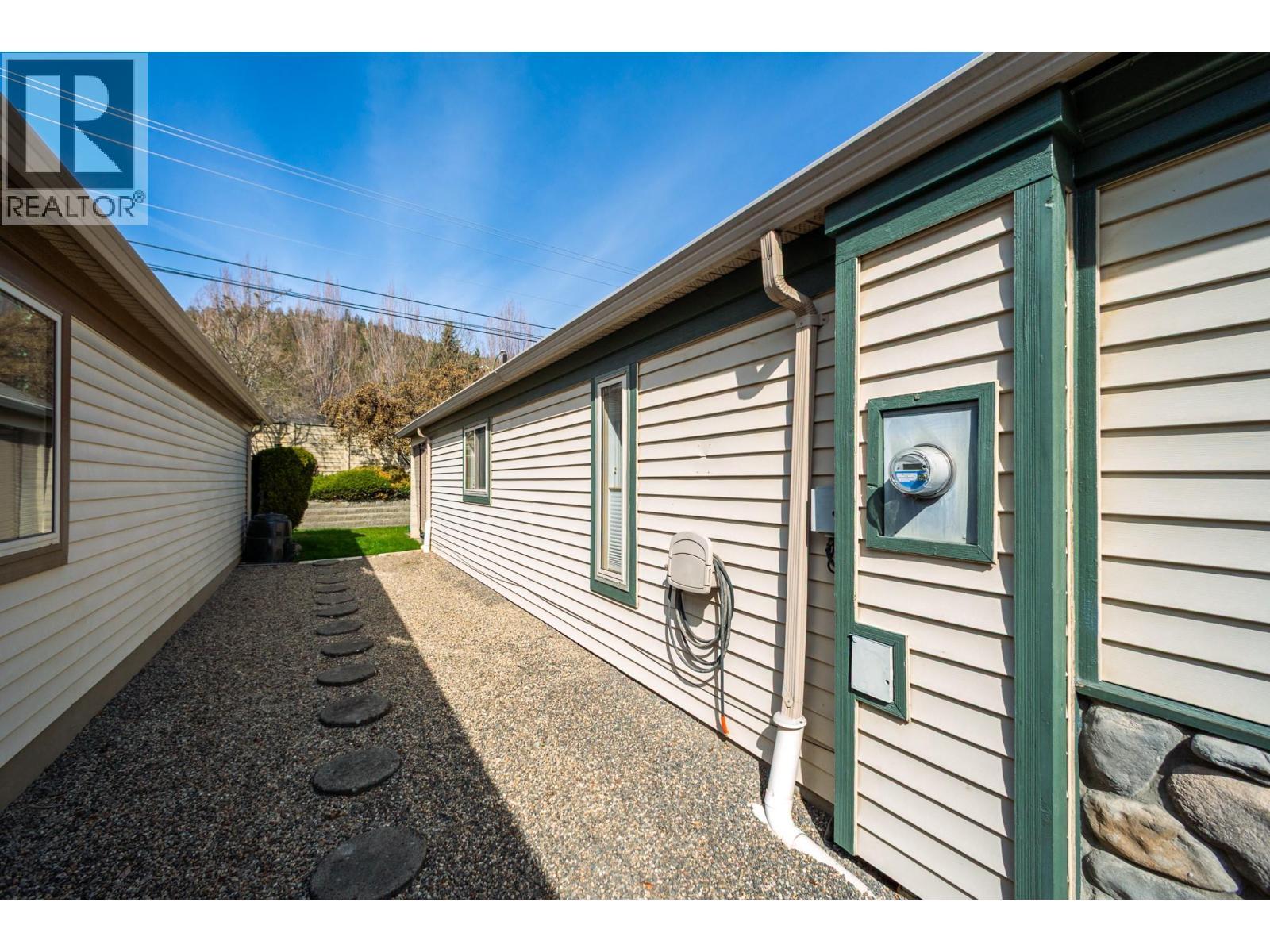 550 Yates Road Unit# 118, Kelowna, BC - Outdoor With Exterior