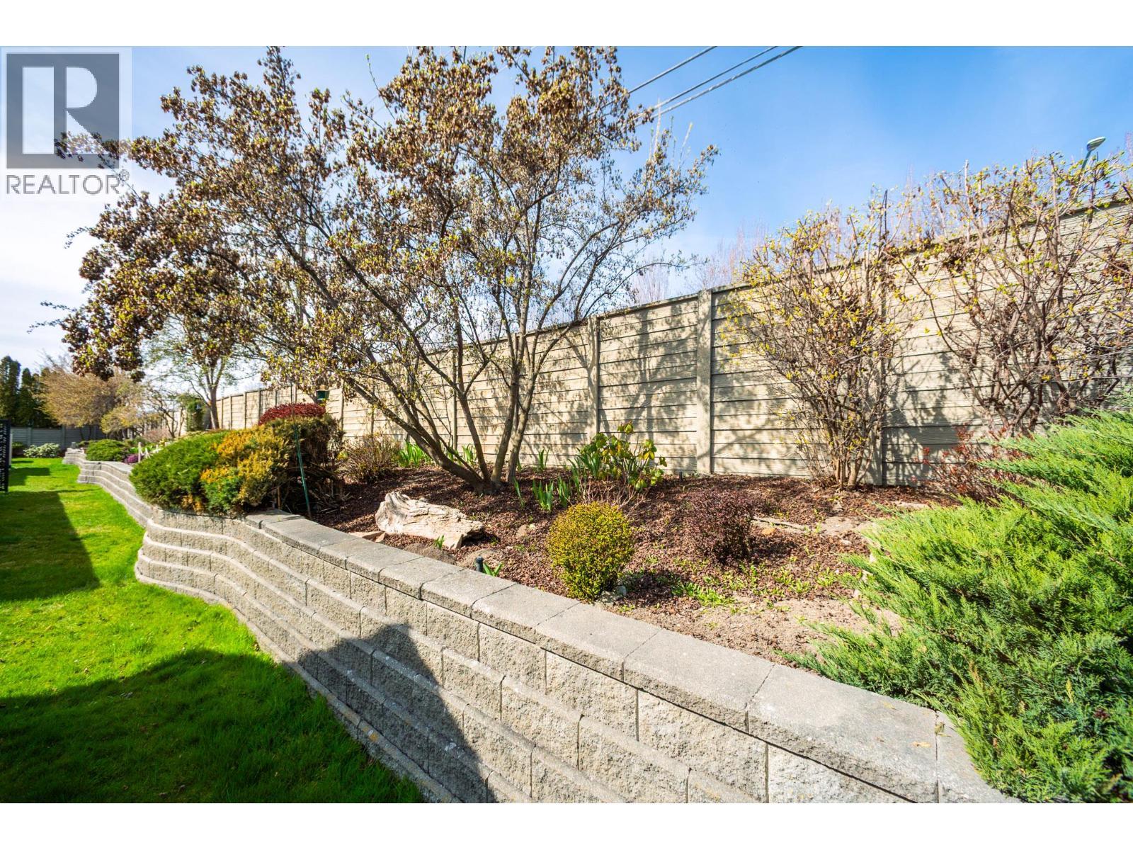 550 Yates Road Unit# 118, Kelowna, BC - Outdoor