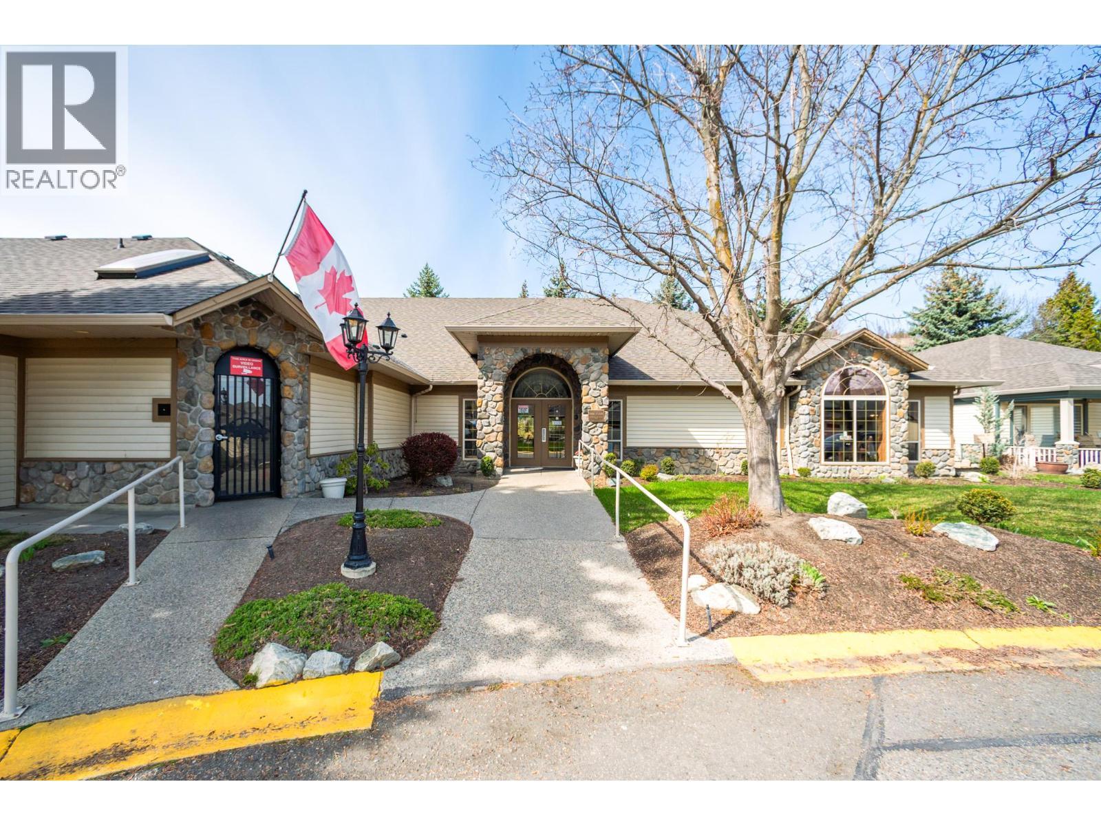 550 Yates Road Unit# 118, Kelowna, BC - Outdoor With Facade