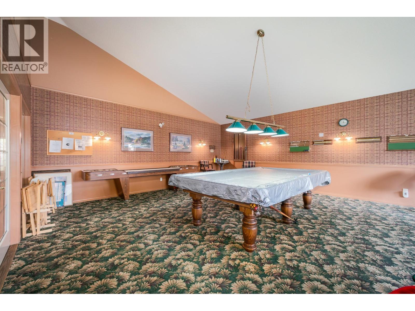 550 Yates Road Unit# 118, Kelowna, BC - Indoor Photo Showing Other Room