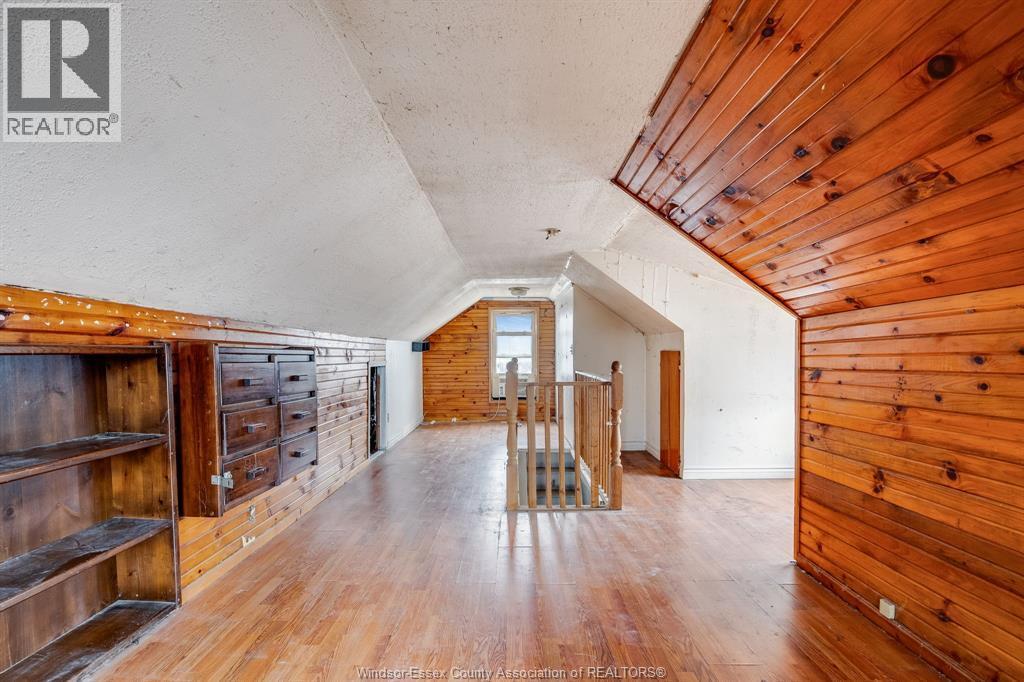 1541 Albert, Windsor, ON - Indoor Photo Showing Other Room