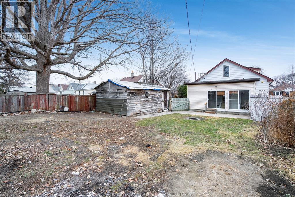 1541 Albert, Windsor, ON - Outdoor