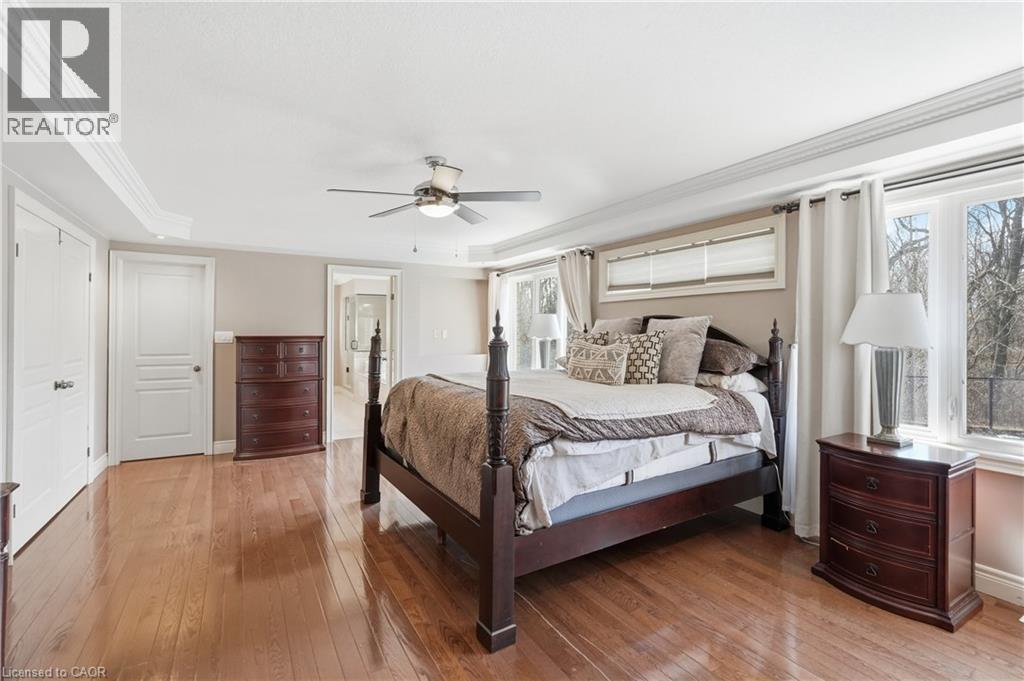 240 Cloverleaf Drive, Ancaster, ON - Indoor Photo Showing Bedroom