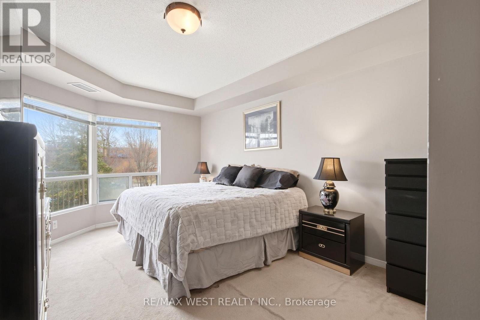 407 - 24 Chapel Street, Halton Hills, ON - Indoor Photo Showing Bedroom