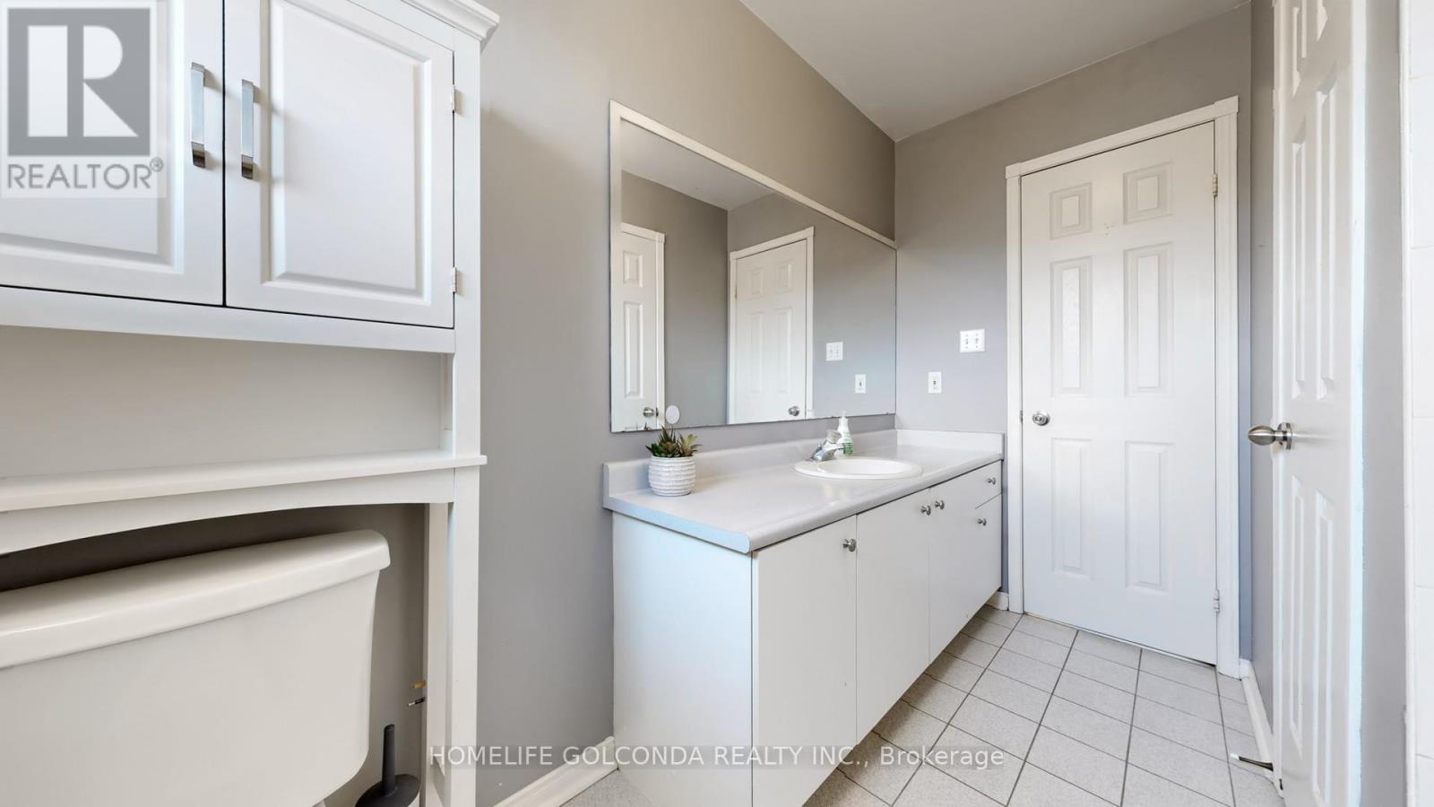 39 Etherington Crescent, Barrie, ON - Indoor Photo Showing Bathroom