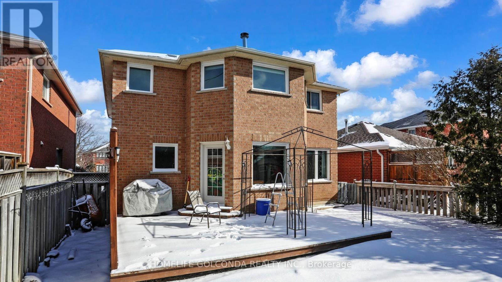 39 Etherington Crescent, Barrie, ON - Outdoor With Deck Patio Veranda With Exterior