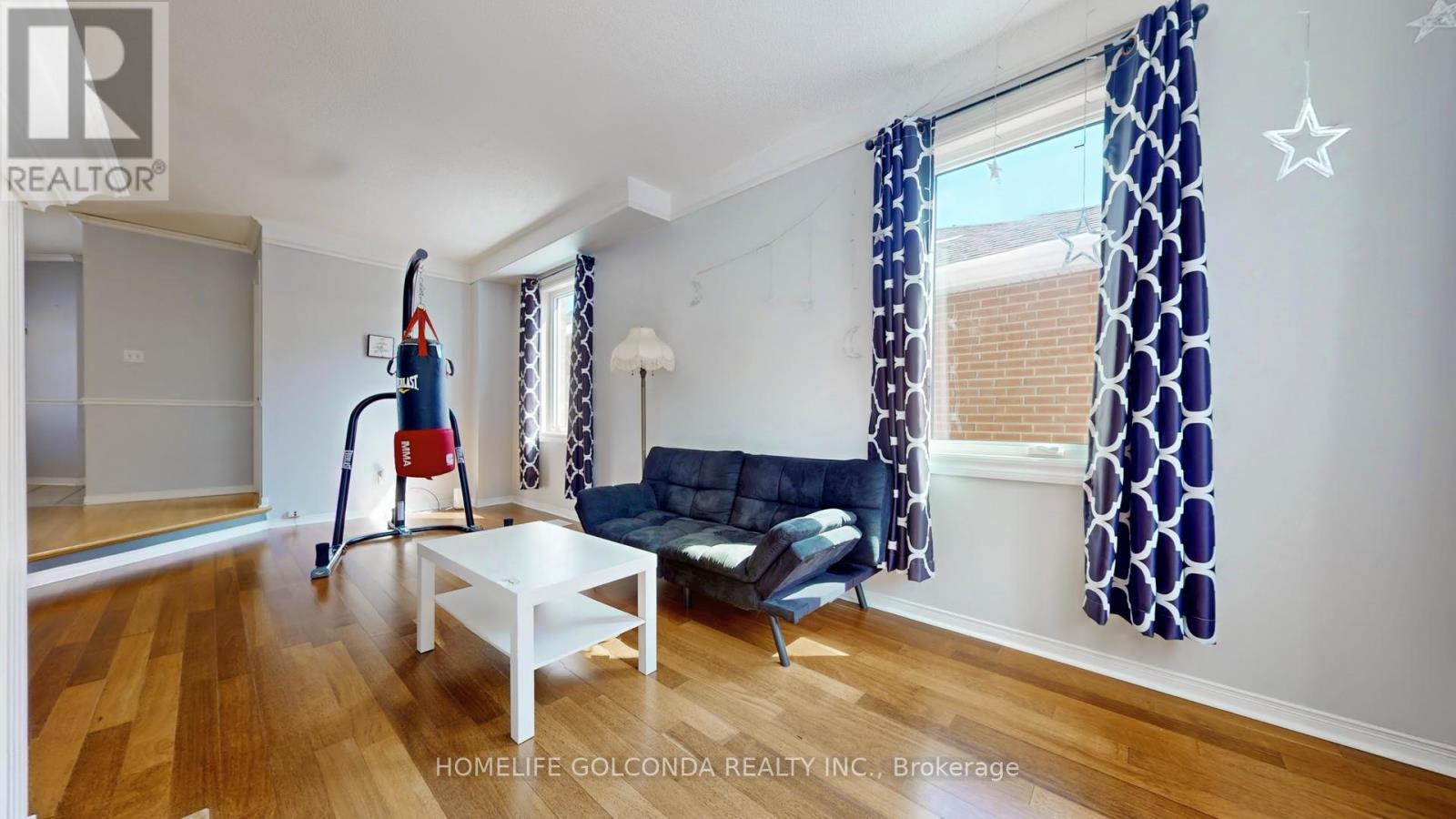 39 Etherington Crescent, Barrie, ON - Indoor