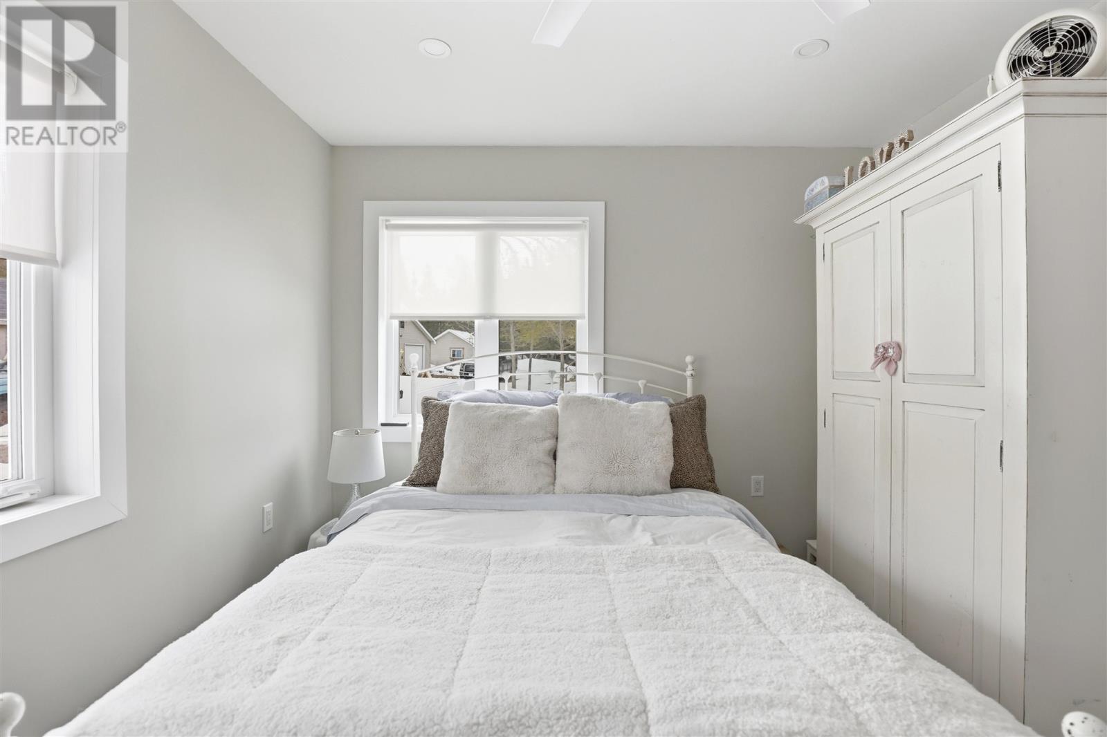 2875 Green St, Richards Landing, ON - Indoor Photo Showing Bedroom