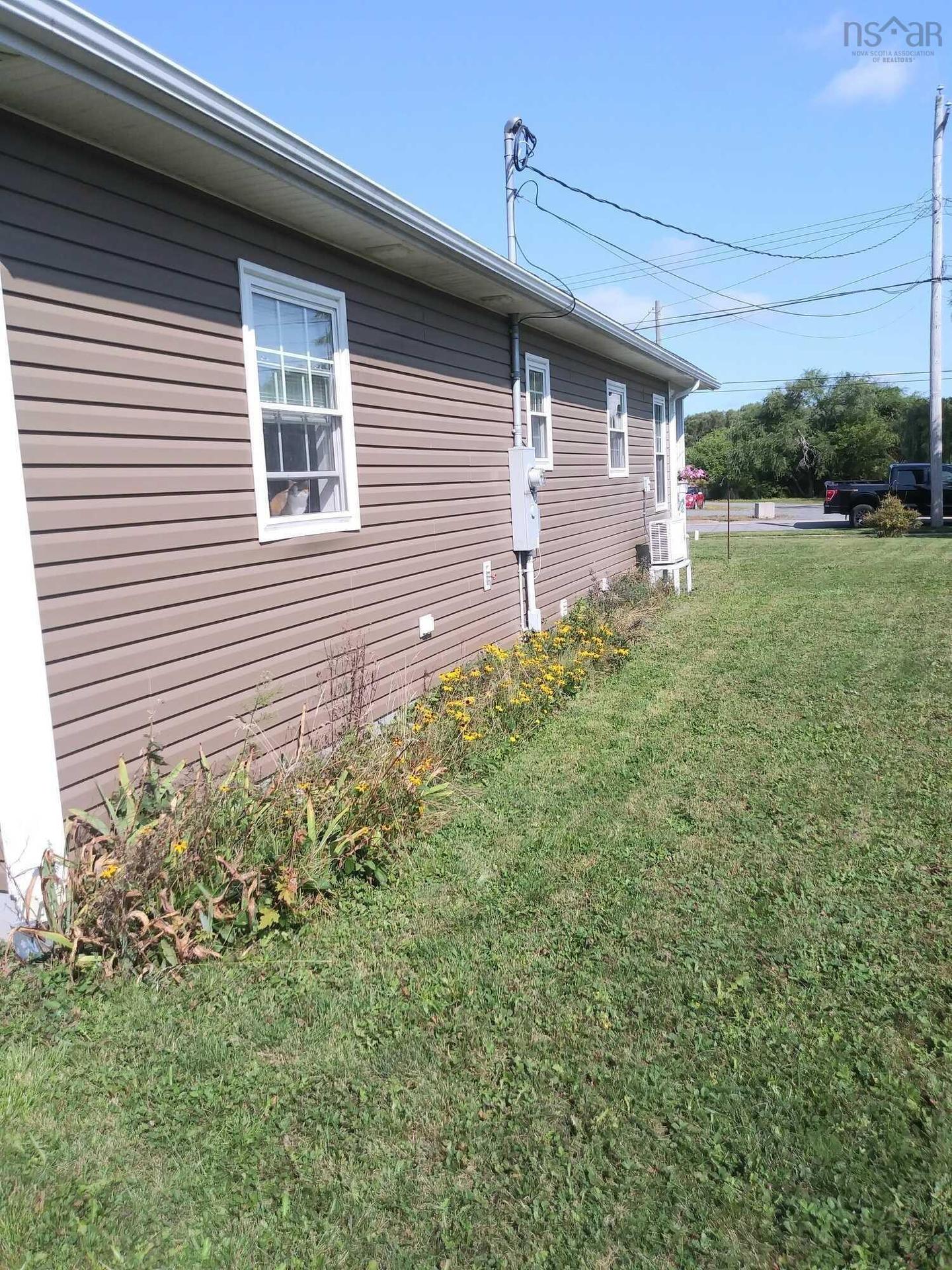 101 Acadia Avenue, Stellarton, NS