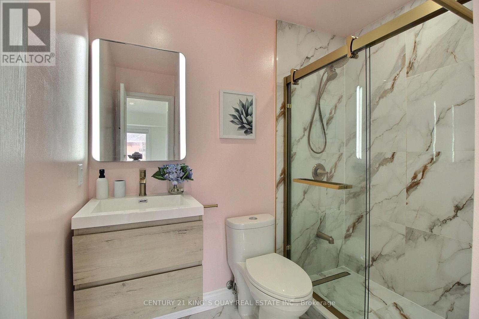 40 Leitchcroft Crescent, Markham, ON - Indoor Photo Showing Bathroom