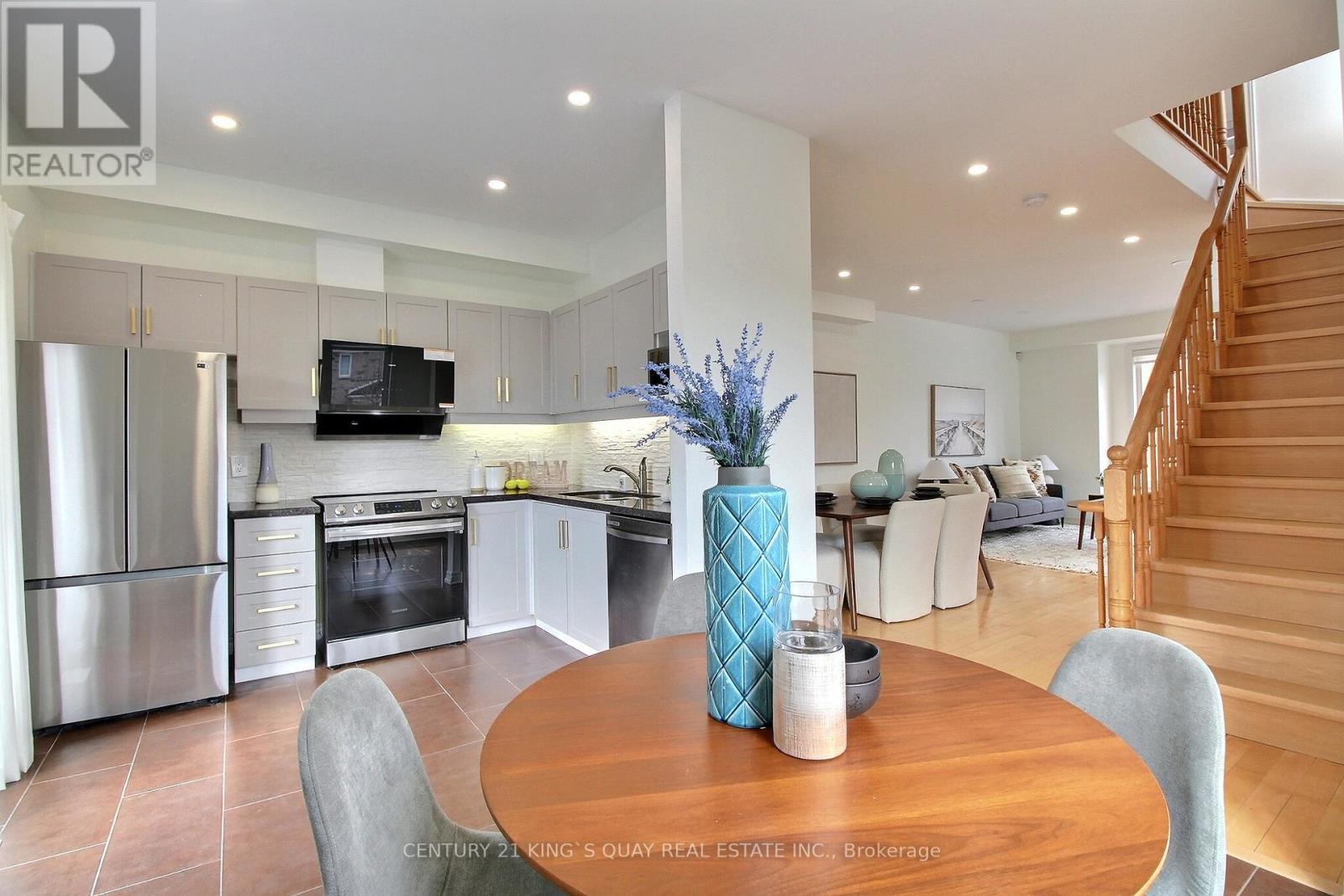 40 Leitchcroft Crescent, Markham, ON - Indoor