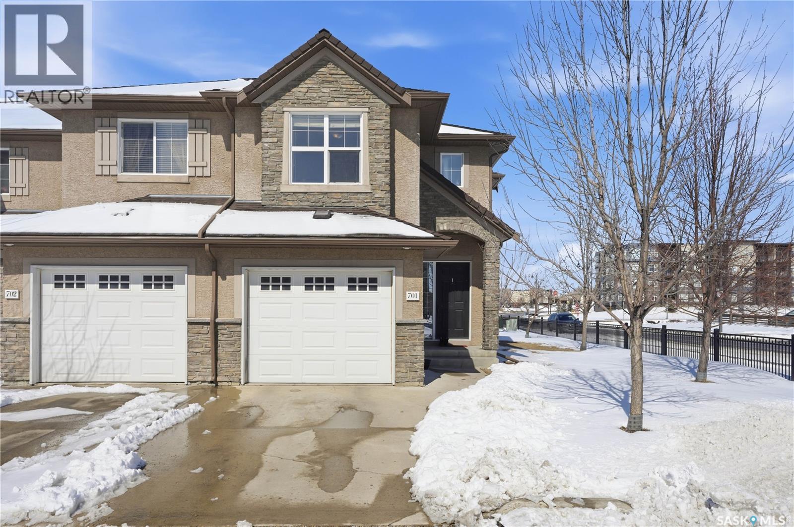 701 710 Gordon Road, Saskatoon, SK - Outdoor With Facade