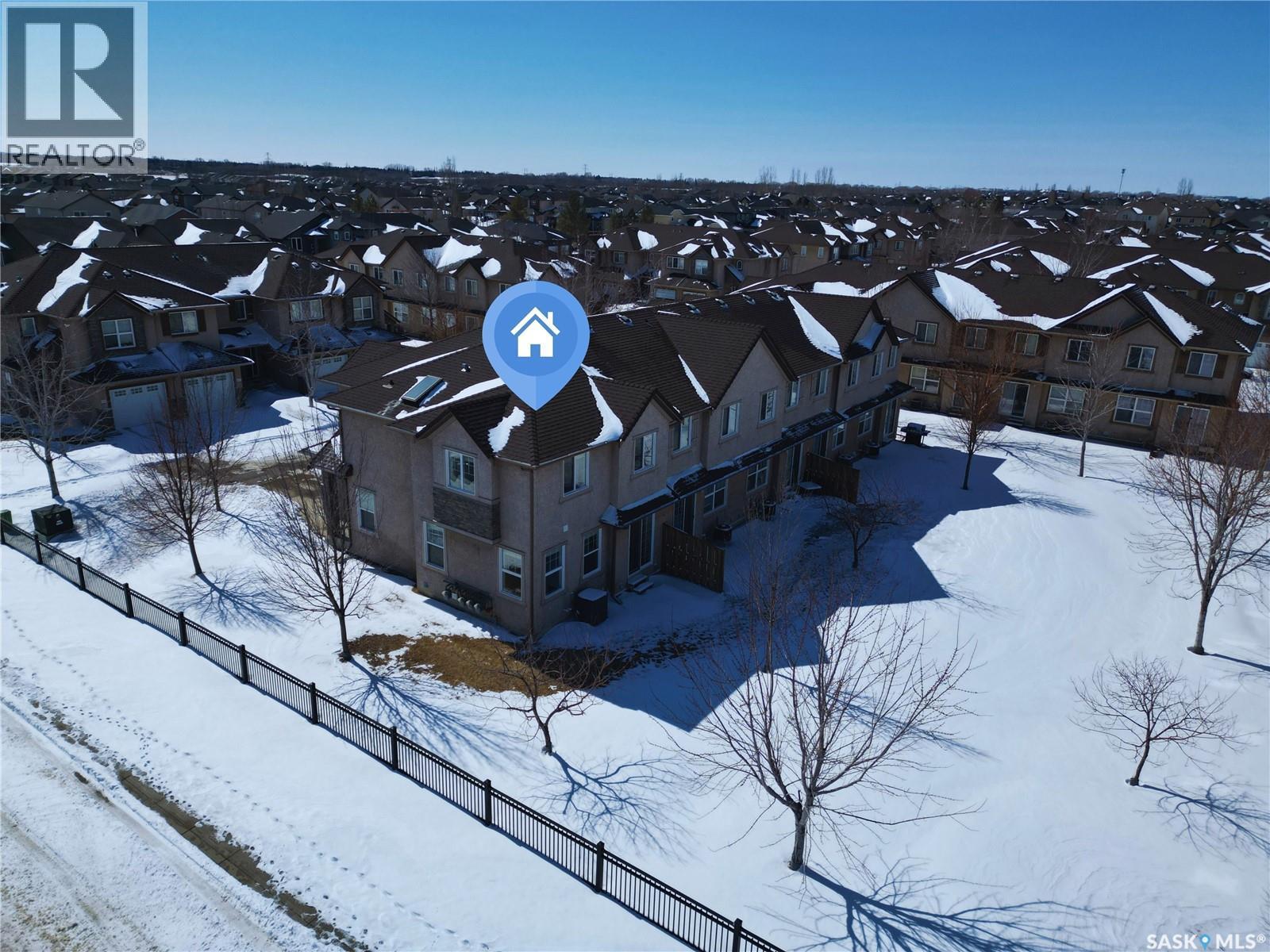 701 710 Gordon Road, Saskatoon, SK - Outdoor