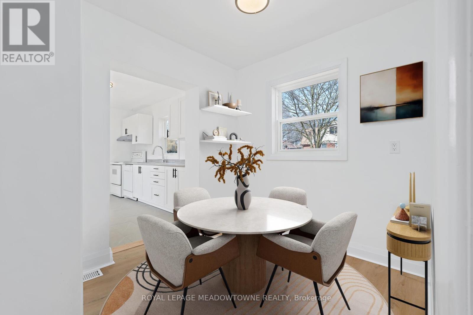 3 Bard Lane, Halton Hills, ON - Indoor Photo Showing Dining Room