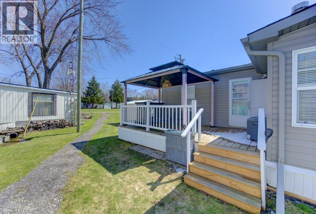 580 Beaver Creek Road Unit# 185, Waterloo, ON - Outdoor With Deck Patio Veranda