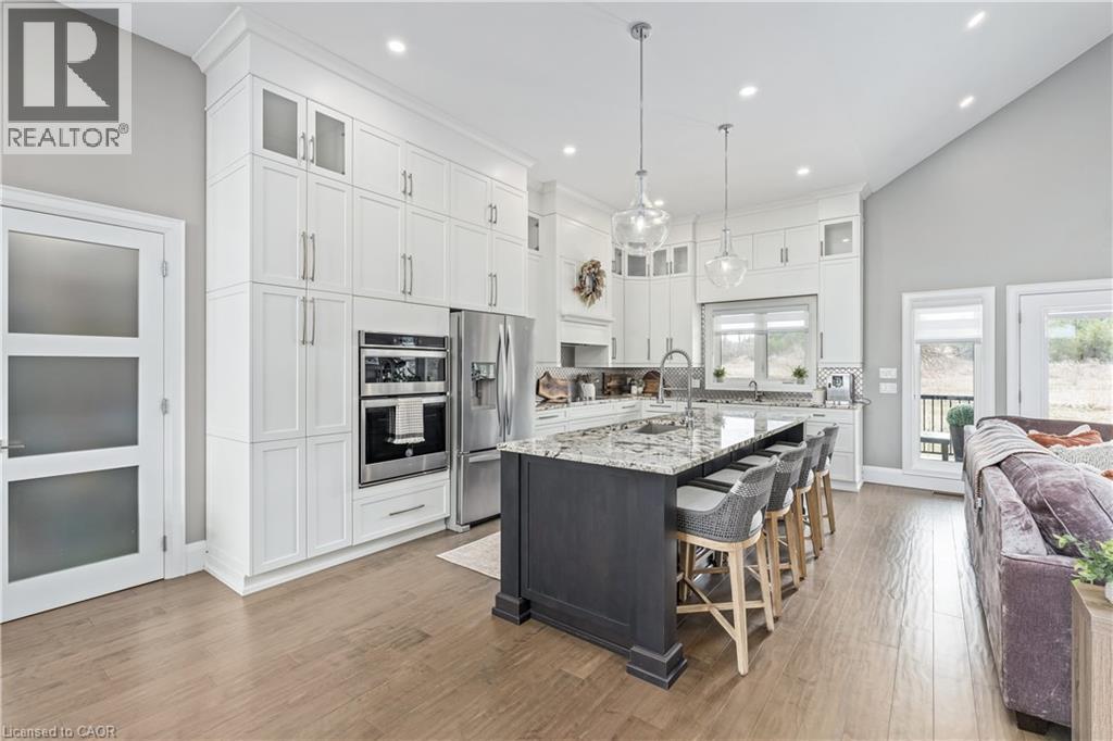 9677 Tenth Sideroad, Erin, ON - Indoor Photo Showing Kitchen With Upgraded Kitchen