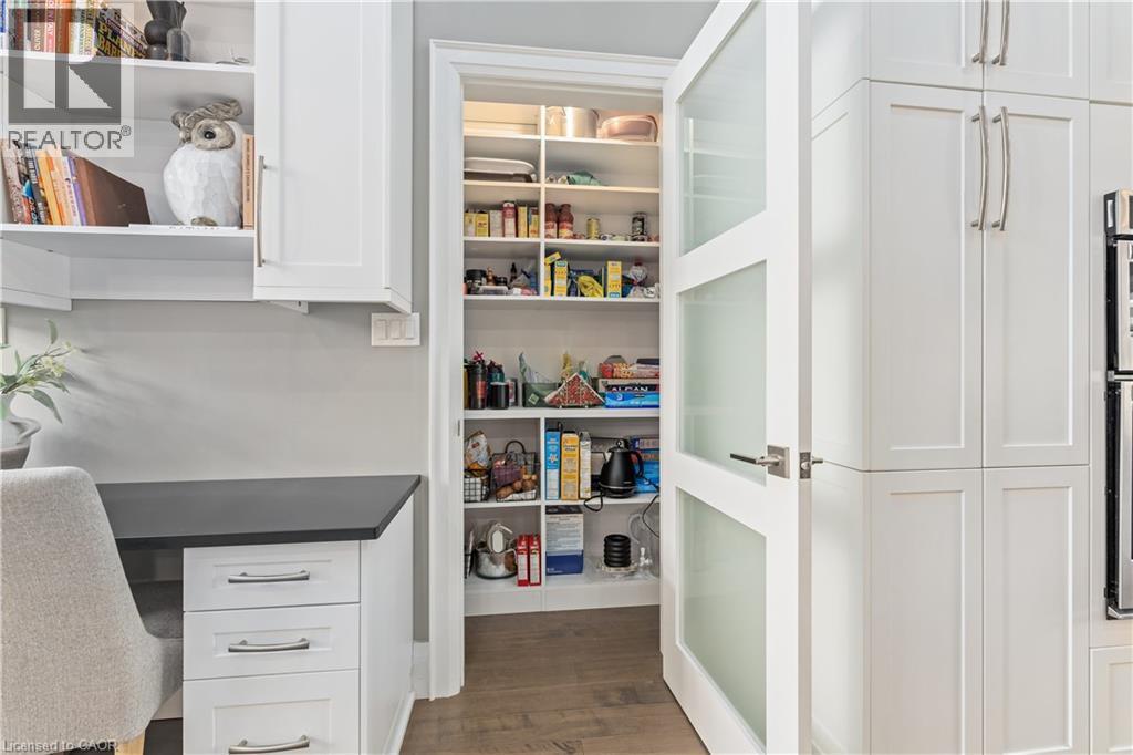 9677 Tenth Sideroad, Erin, ON - Indoor Photo Showing Office